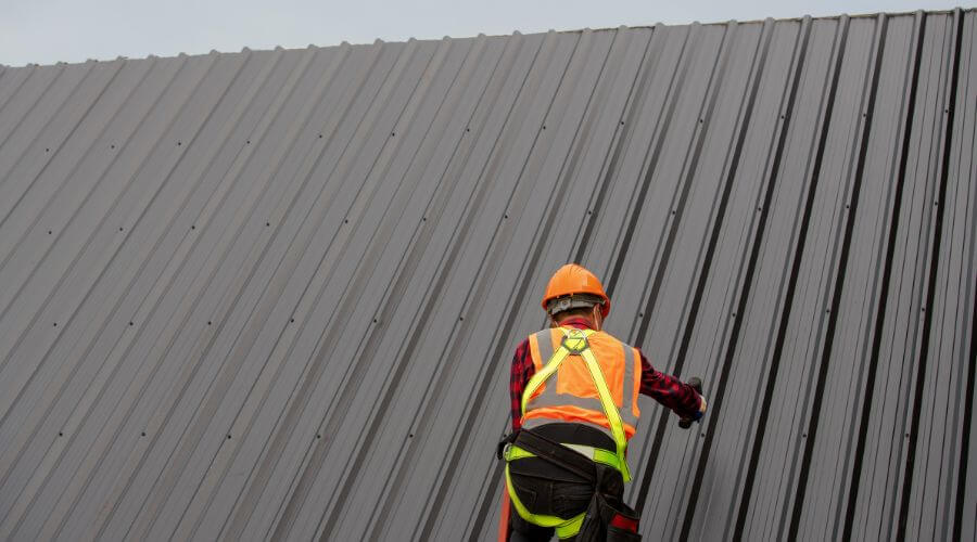 Professional gutter cleaning in Damariscotta, ME